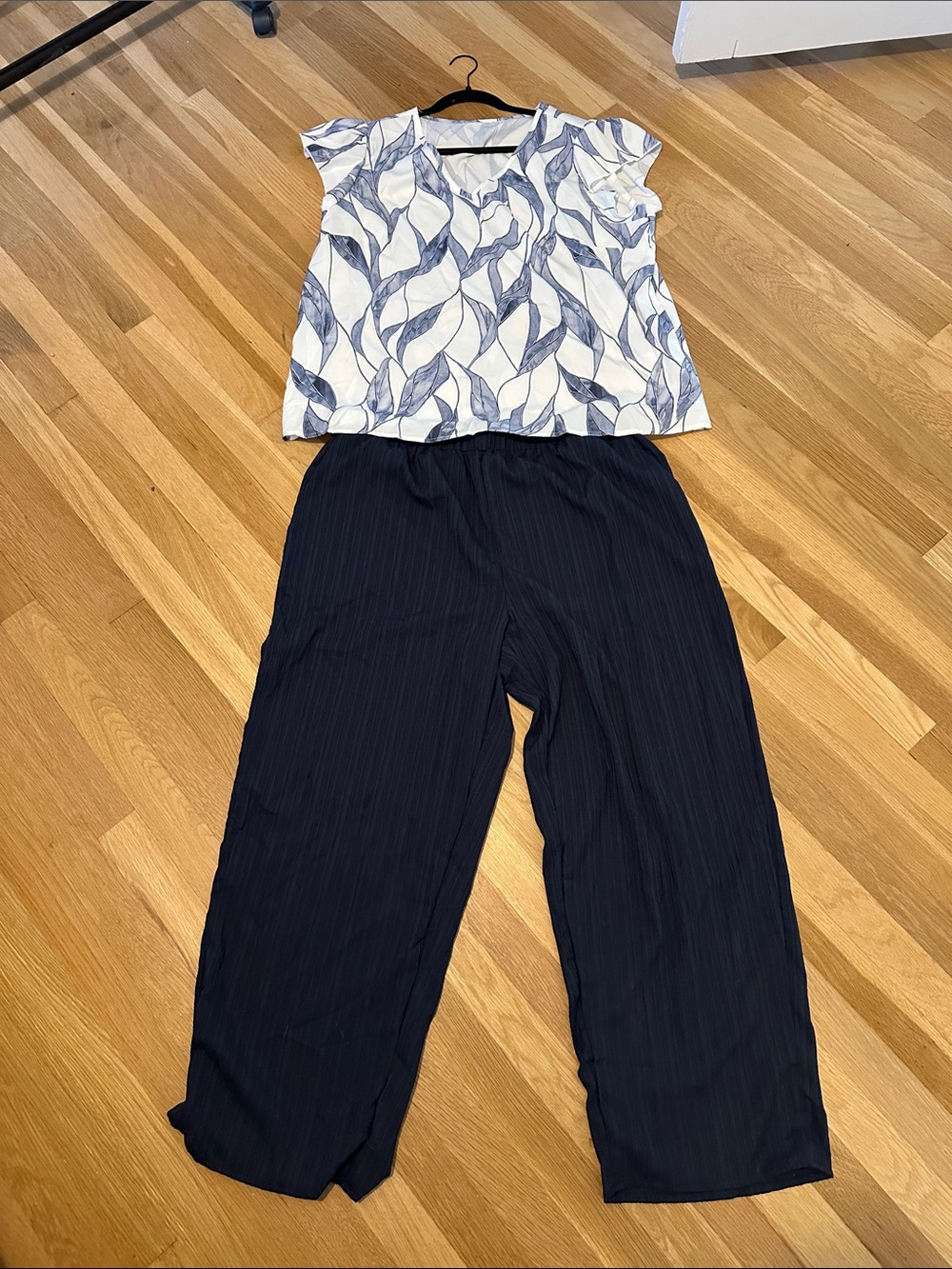SHEIN Curve Navy Wide-Leg Pants & Navy and White s/s blouse